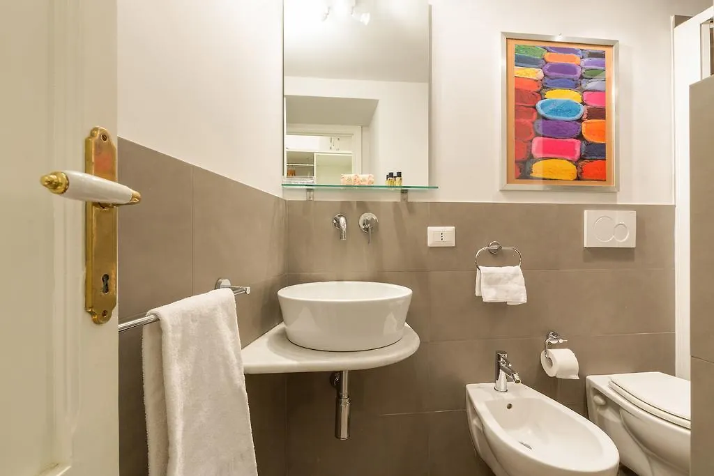 Piazza Dei Satiri Apartments Rome Италия