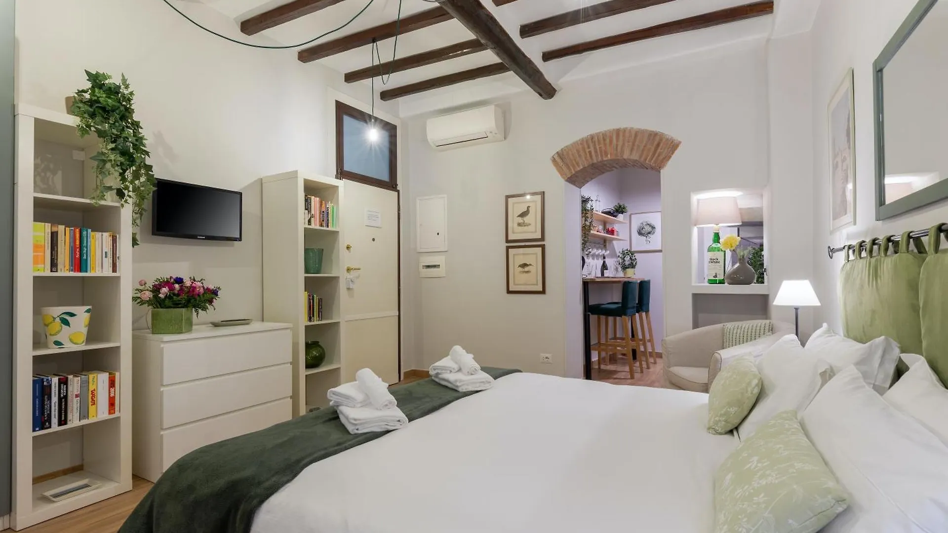 Piazza Dei Satiri Apartments Rome 0*,  Italy